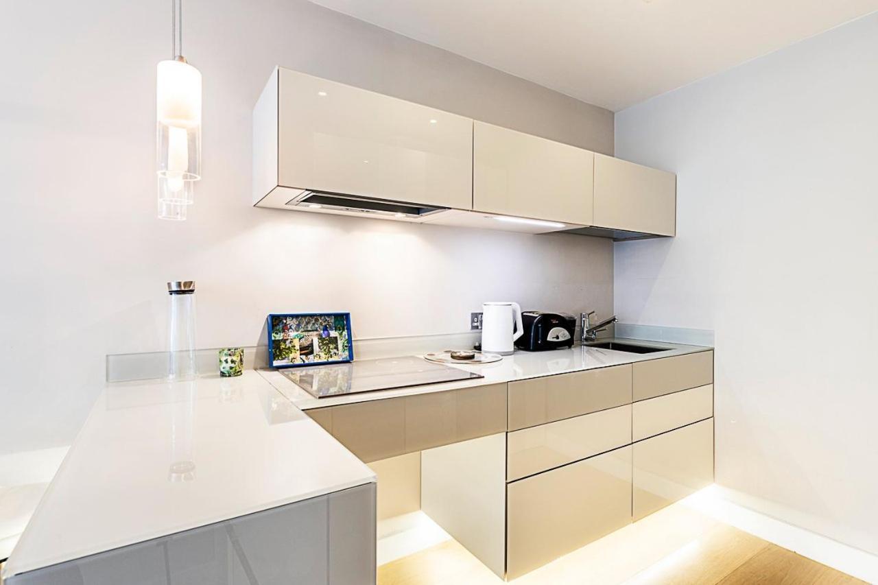 Stylish Battersea With Balcony Londra