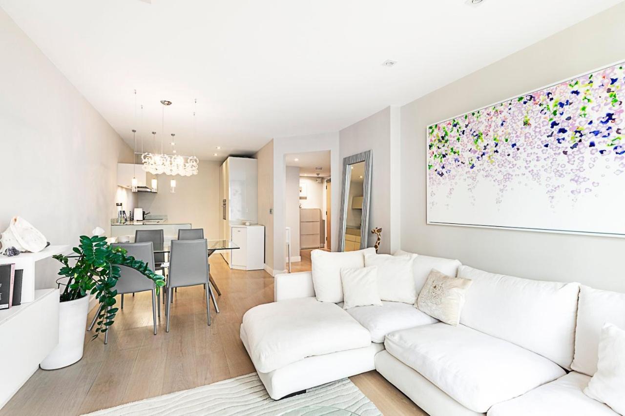 Stylish Battersea With Balcony