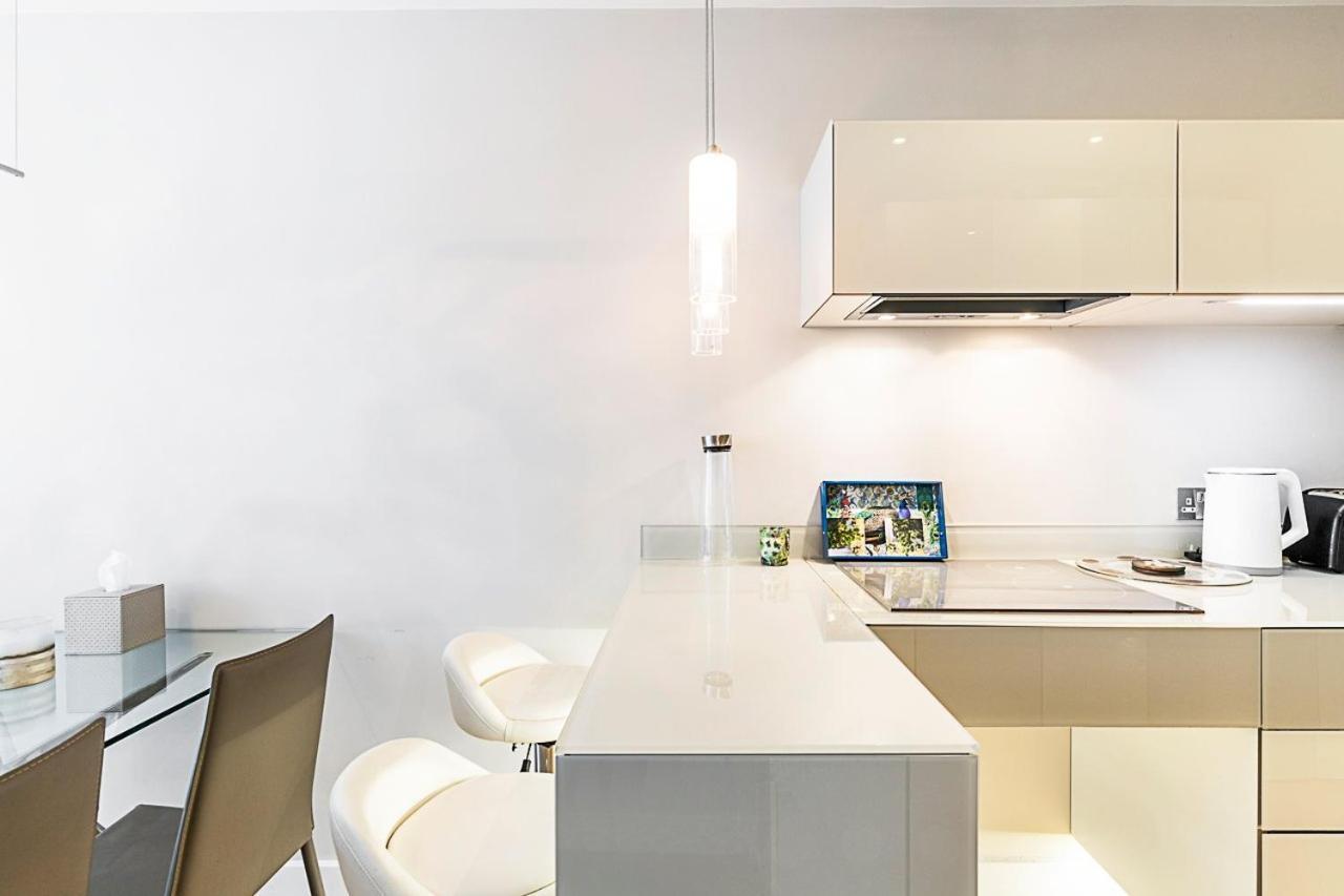 Stylish Battersea With Balcony Londra