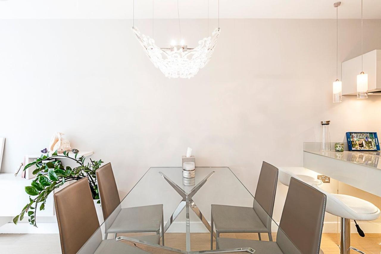 Stylish Battersea With Balcony Appartamento