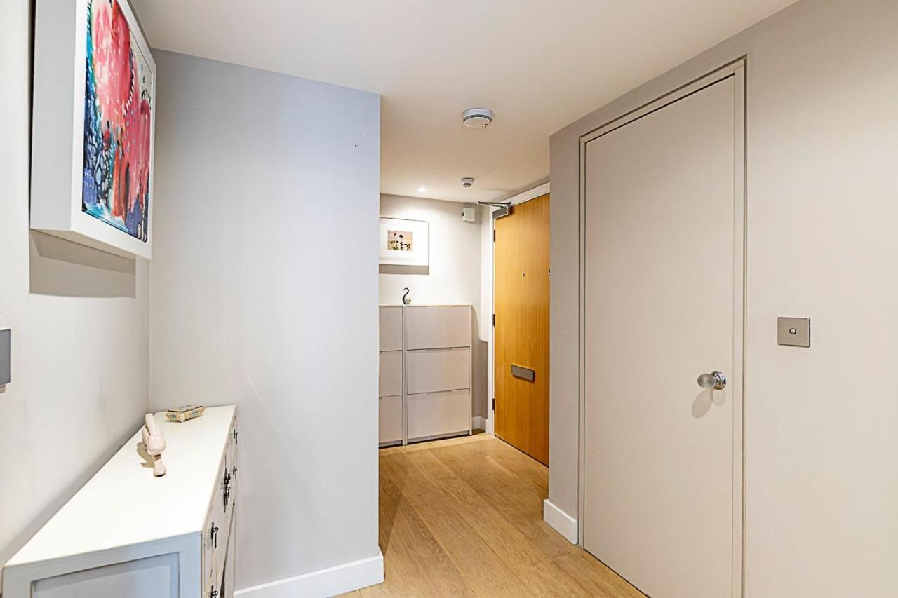 Appartamento Stylish Battersea With Balcony