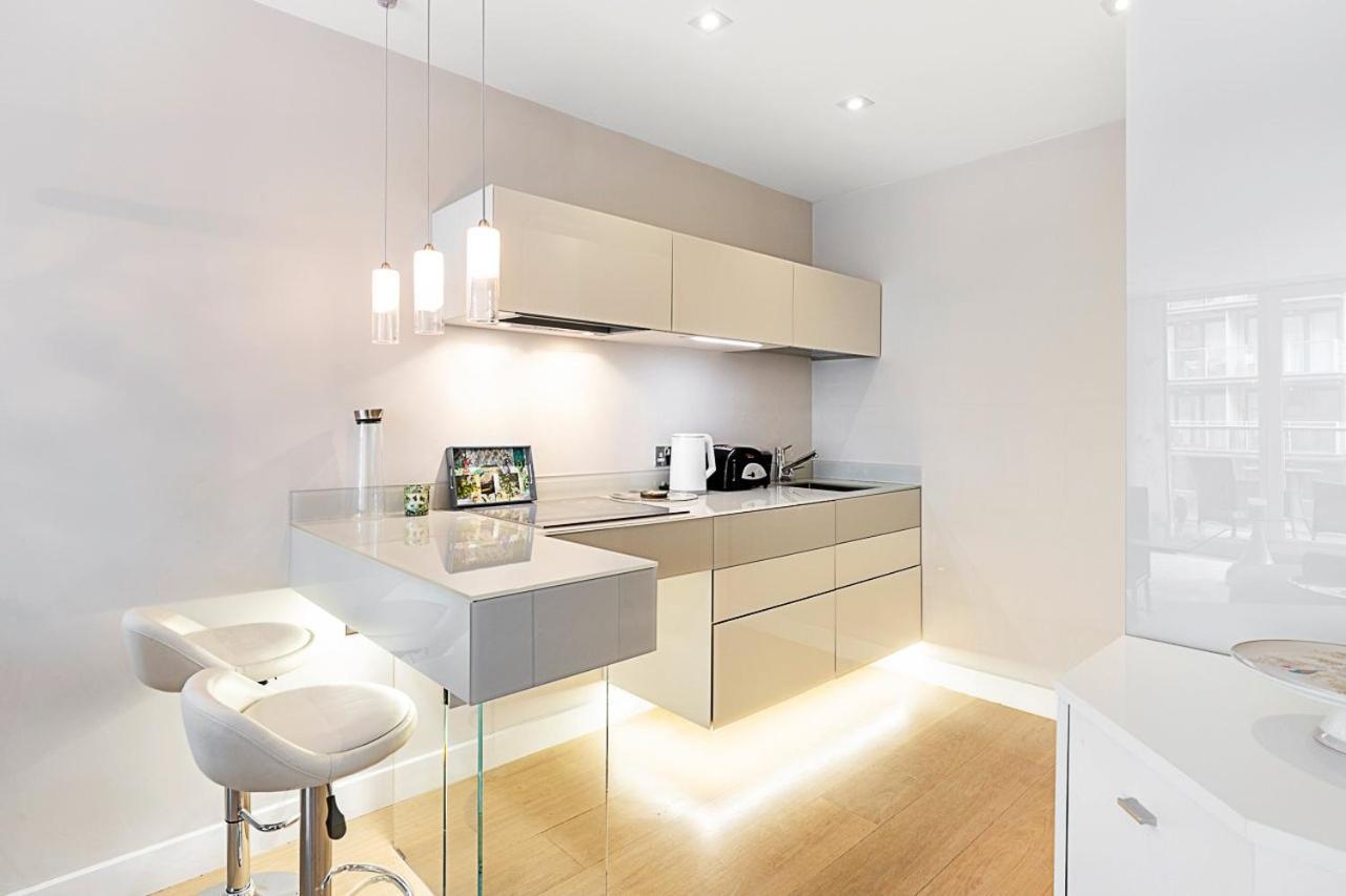 Stylish Battersea With Balcony Londra